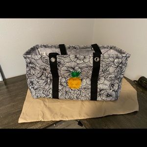 Thirty One Large utility tote, garden sketch